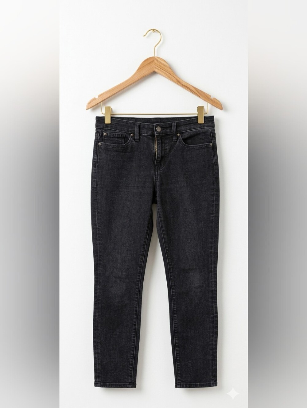 Gap Mid-Rise Black Skinny Jeans Size 4